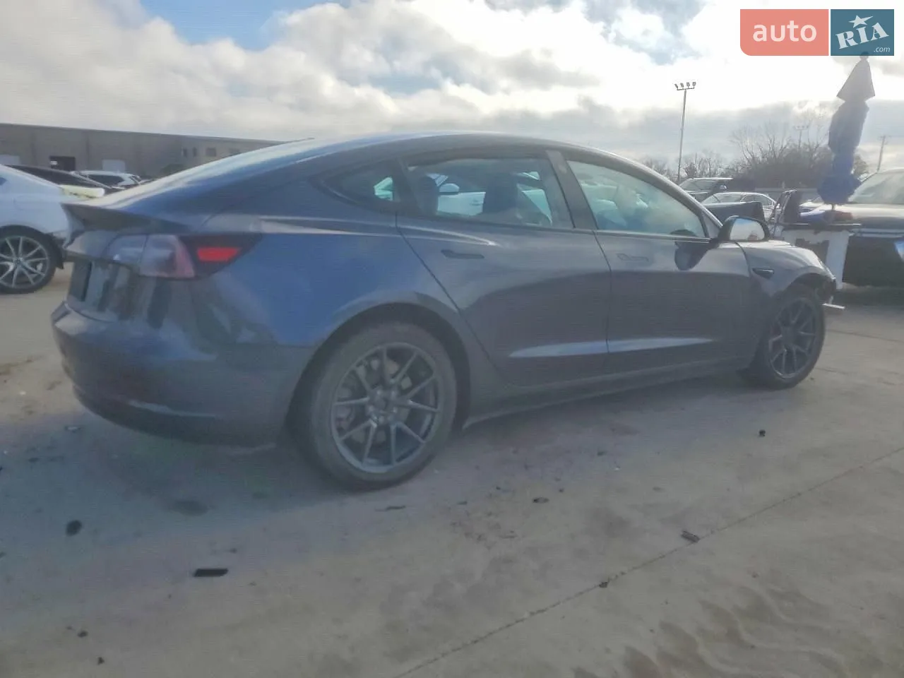2022 Tesla Model 3 - мініатюра 3