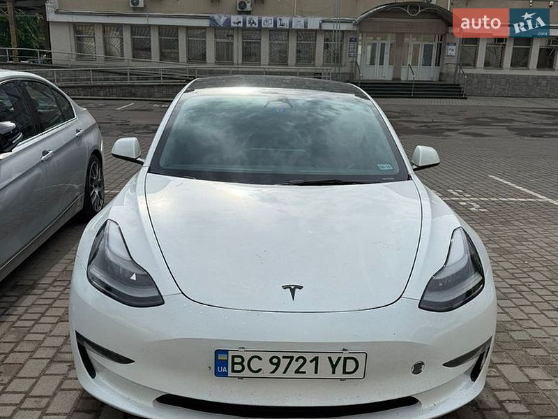Седан Tesla Model 3 2023 в Львові фото 15 Седан Tesla Model 3 2023 в Львові