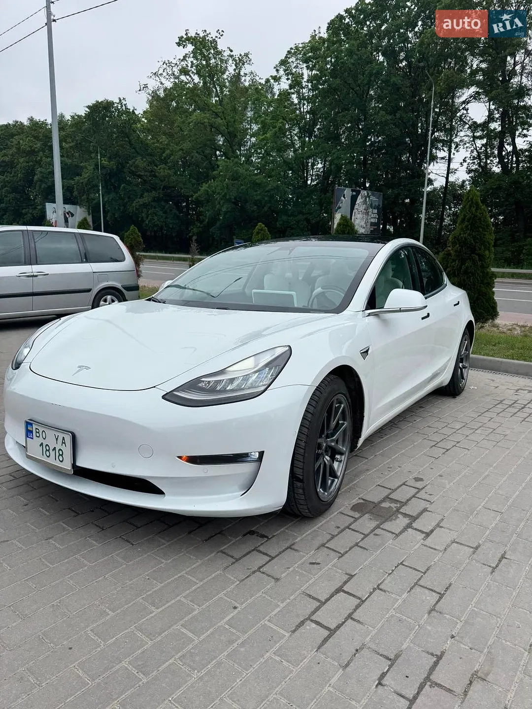 2019 Tesla Model 3 - мініатюра 4