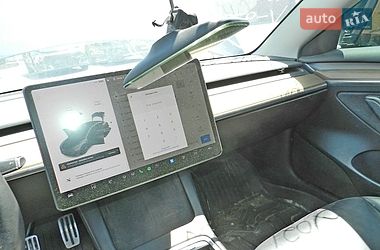 Седан Tesla Model 3 2021 в Івано-Франківську