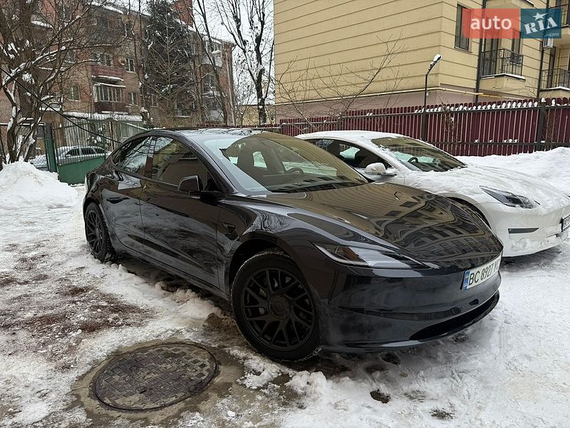 Седан Tesla Model 3 2024 в Львові фото 26 Седан Tesla Model 3 2024 в Львові