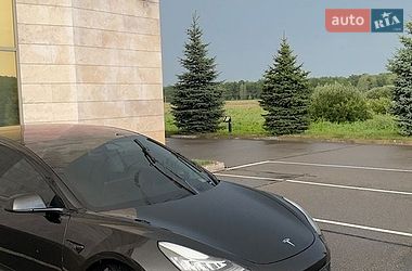 Седан Tesla Model 3 2019 в Києві