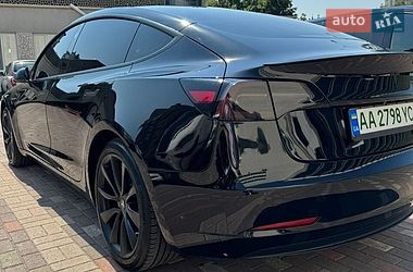 Седан Tesla Model 3 2019 в Киеве