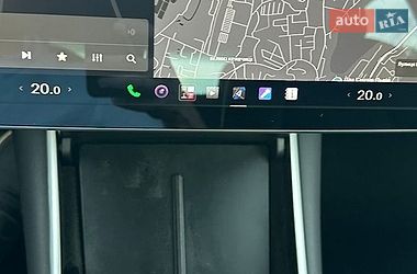 Седан Tesla Model 3 2019 в Львові