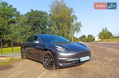 Седан Tesla Model 3 2019 в Киверцах фото 10 Седан Tesla Model 3 2019 в Киверцах