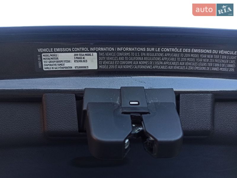 Седан Tesla Model 3 2019 в Киверцах фото 31 Седан Tesla Model 3 2019 в Киверцах