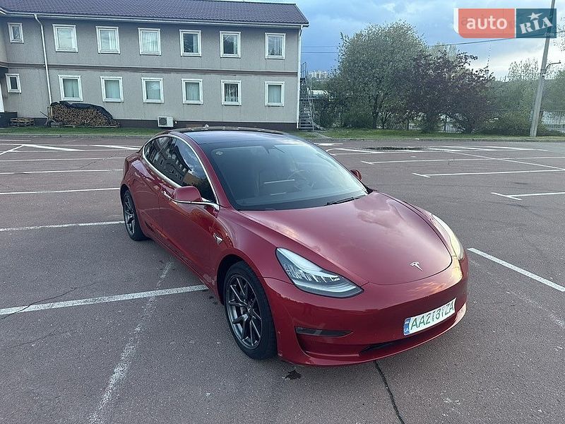 Tesla Model 3 2018