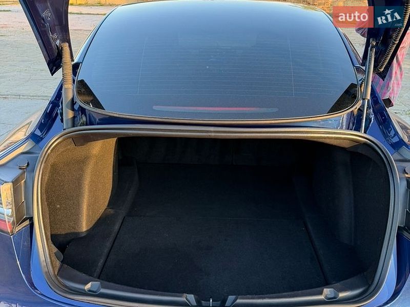 Седан Tesla Model 3 2022 в Харькове
