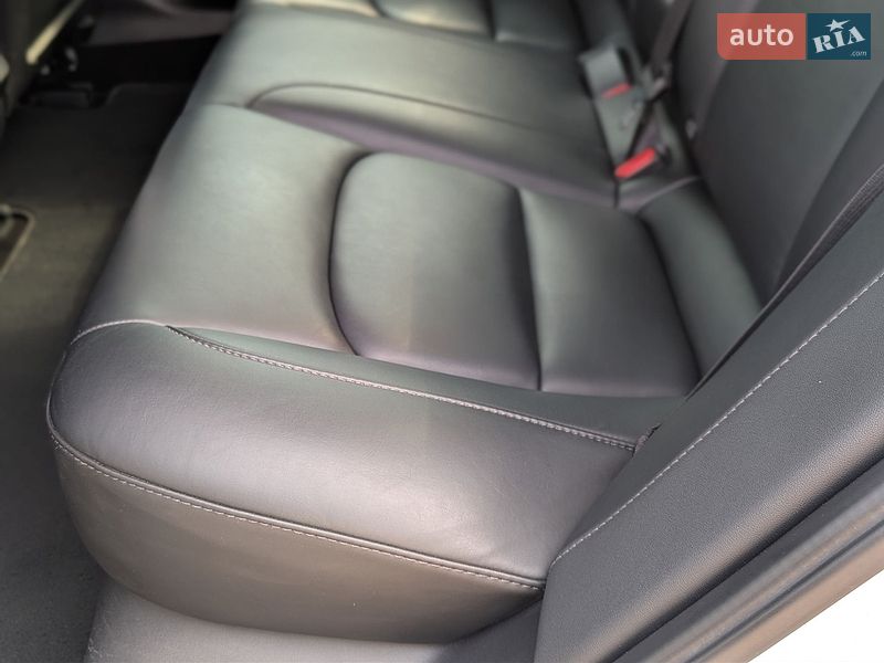 Седан Tesla Model 3 2021 в Ивано-Франковске
