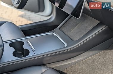 Седан Tesla Model 3 2021 в Ивано-Франковске