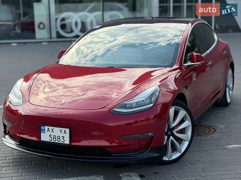 Tesla Model 3 2018
