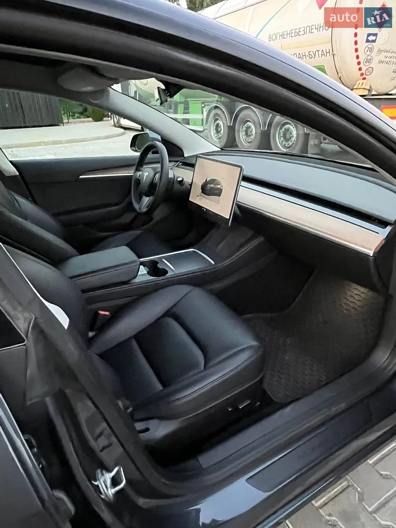2022 Tesla Model 3 - мініатюра 12