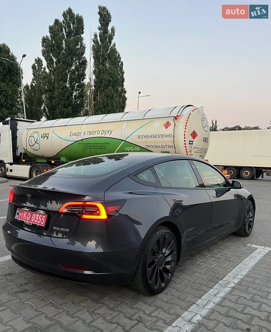 2022 Tesla Model 3 - мініатюра 8