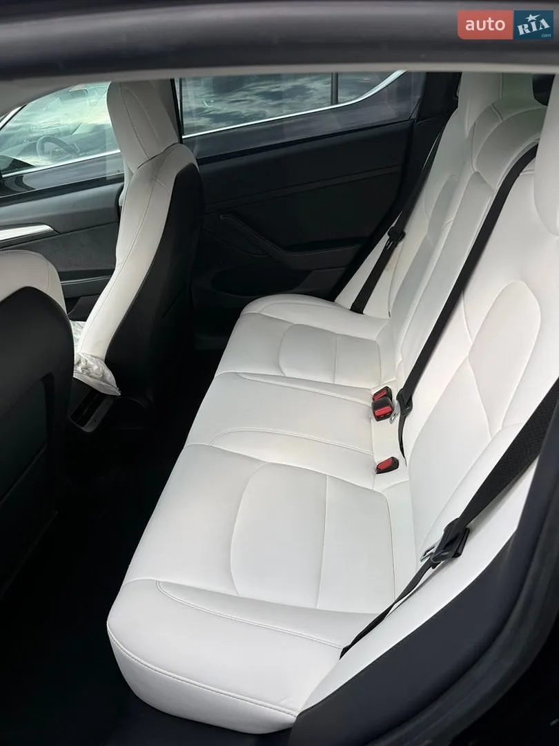2021 Tesla Model 3 - мініатюра 32