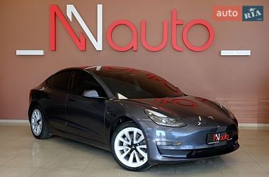 Седан Tesla Model 3 2023 в Одесі