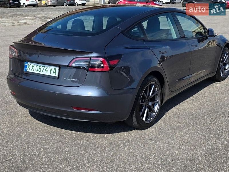 Седан Tesla Model 3 2022 в Харкові