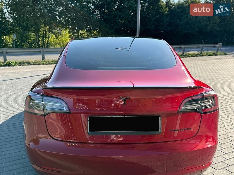 Седан Tesla Model 3 2020 в Виннице фото 13 Седан Tesla Model 3 2020 в Виннице