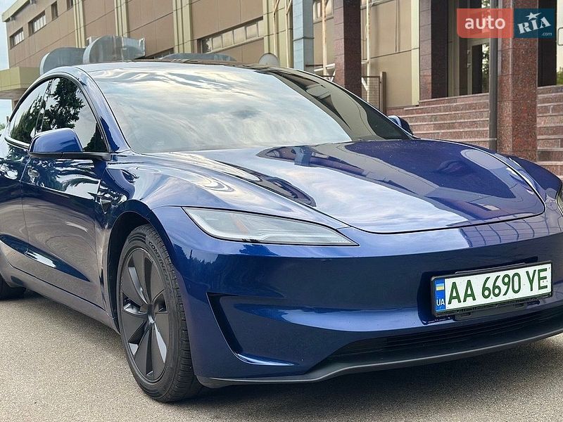 Седан Tesla Model 3 2024 в Киеве фото 2 Седан Tesla Model 3 2024 в Киеве