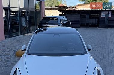 Седан Tesla Model 3 2021 в Луцке