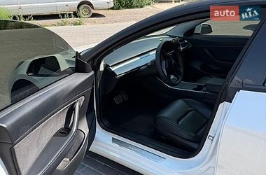 Седан Tesla Model 3 2020 в Вінниці