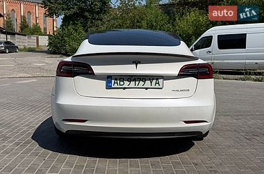 Седан Tesla Model 3 2020 в Вінниці