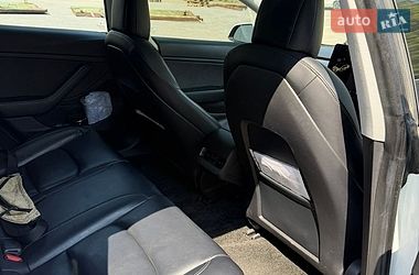 Седан Tesla Model 3 2020 в Вінниці
