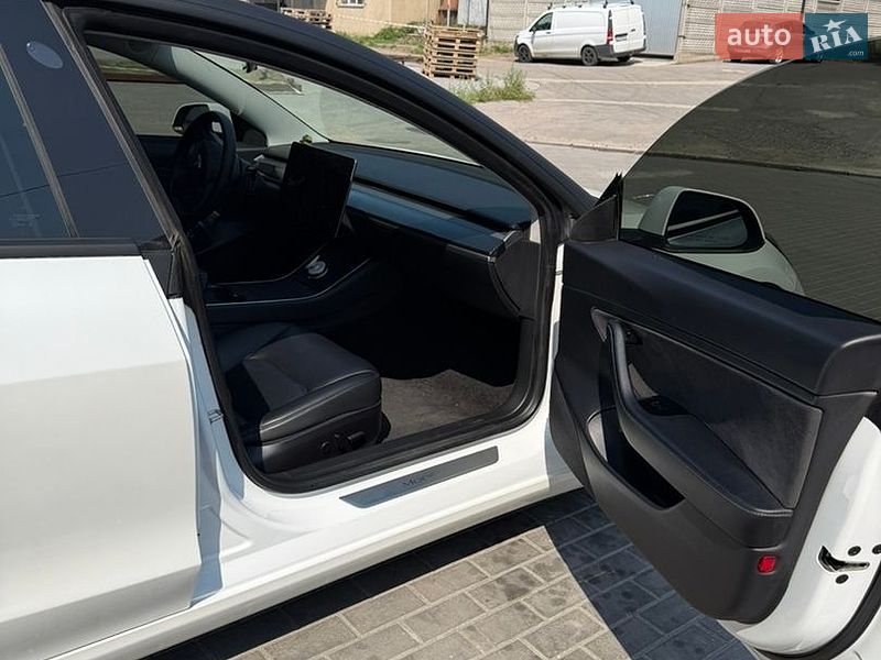 Седан Tesla Model 3 2020 в Виннице фото 15 Седан Tesla Model 3 2020 в Виннице