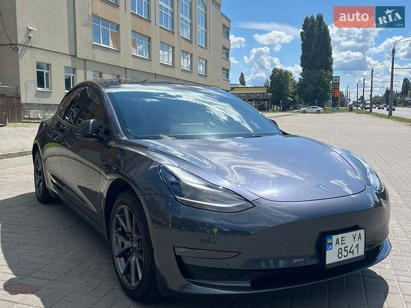 Tesla Model 3 2022 Tesla Model 3 2022
