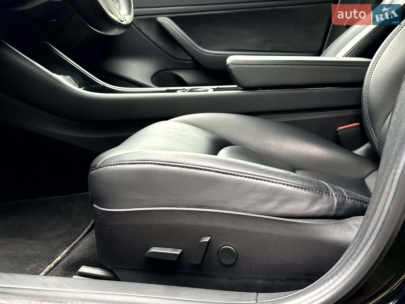 2018 Tesla Model 3 - мініатюра 32