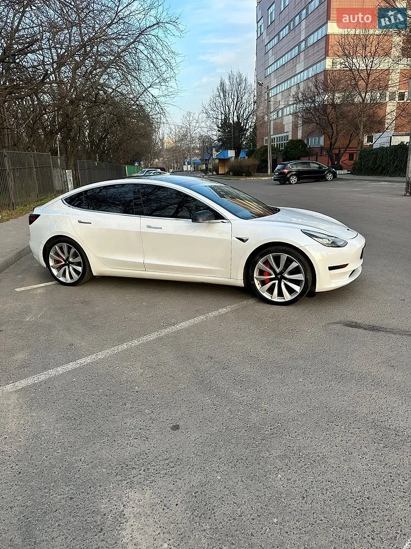 2019 Tesla Model 3 - мініатюра 9