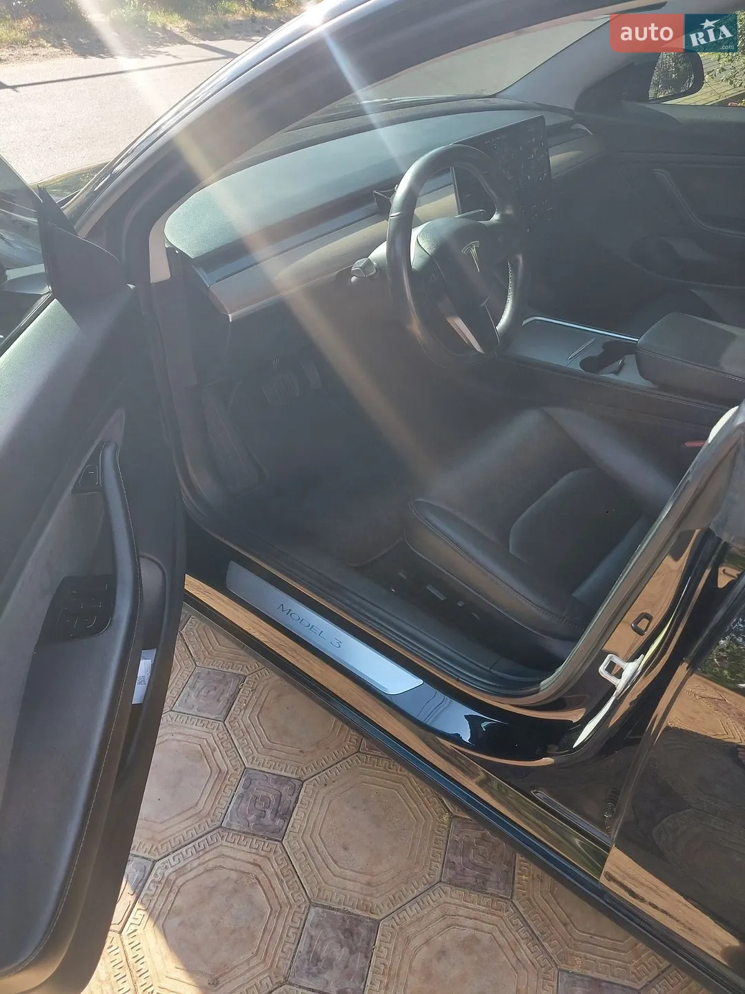 2018 Tesla Model 3 - мініатюра 10