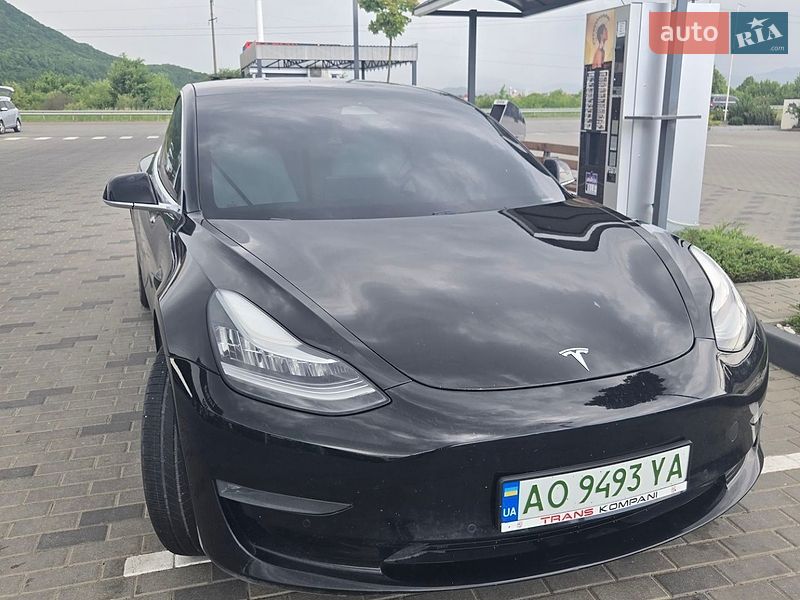 Седан Tesla Model 3 2019 в Хусті фото Седан Tesla Model 3 2019 в Хусті