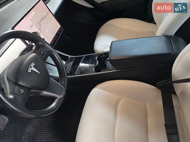 Седан Tesla Model 3 2019 в Хусті фото 13 Седан Tesla Model 3 2019 в Хусті