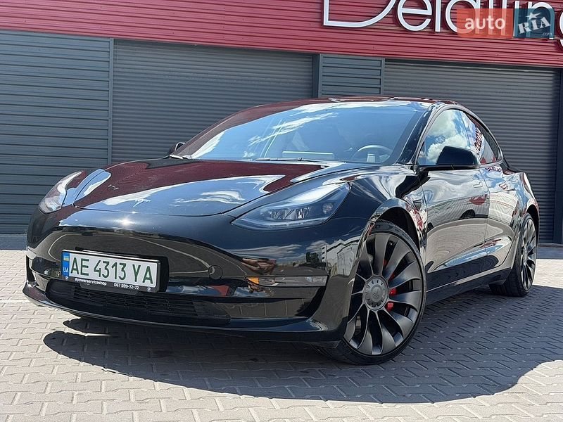 Седан Tesla Model 3 2022 в Киеве фото 4 Седан Tesla Model 3 2022 в Киеве