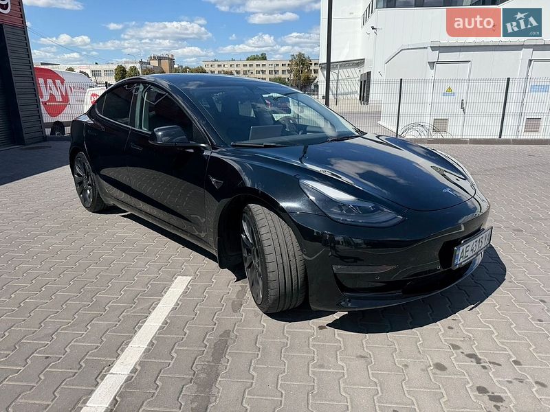Седан Tesla Model 3 2022 в Киеве фото 14 Седан Tesla Model 3 2022 в Киеве