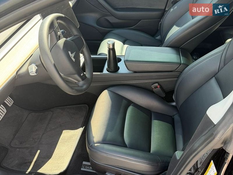 Седан Tesla Model 3 2022 в Киеве фото 22 Седан Tesla Model 3 2022 в Киеве