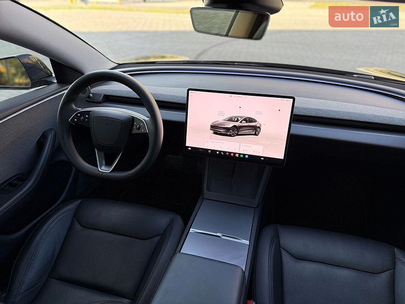 Седан Tesla Model 3 2024 в Дніпрі