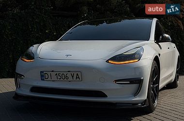 Седан Tesla Model 3 2021 в Одесі