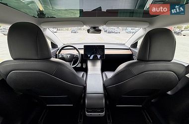 Седан Tesla Model 3 2018 в Тернополе