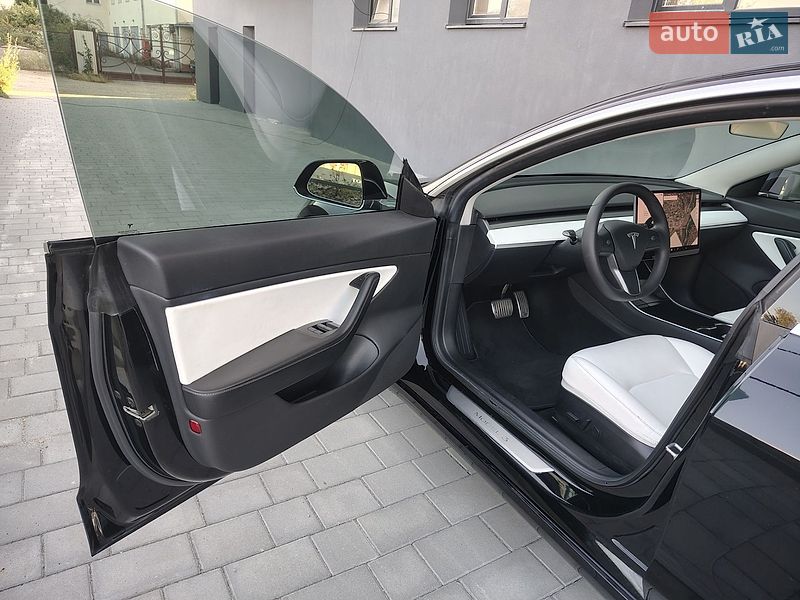 Седан Tesla Model 3 2019 в Ивано-Франковске фото 20 Седан Tesla Model 3 2019 в Ивано-Франковске
