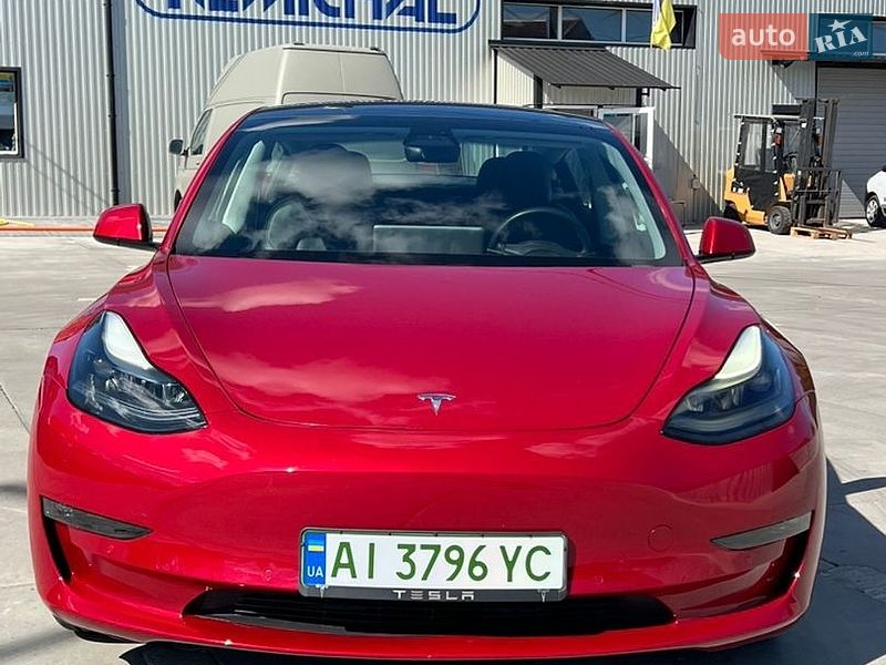 Седан Tesla Model 3 2021 в Белой Церкви