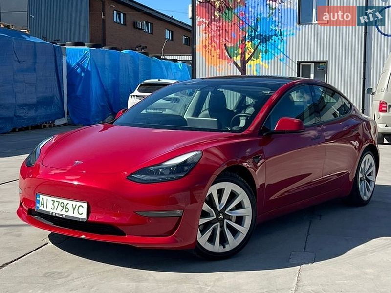 Седан Tesla Model 3 2021 в Білій Церкві