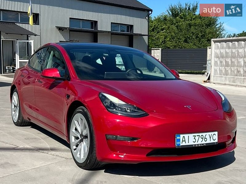 Седан Tesla Model 3 2021 в Белой Церкви