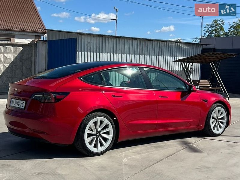 Седан Tesla Model 3 2021 в Білій Церкві