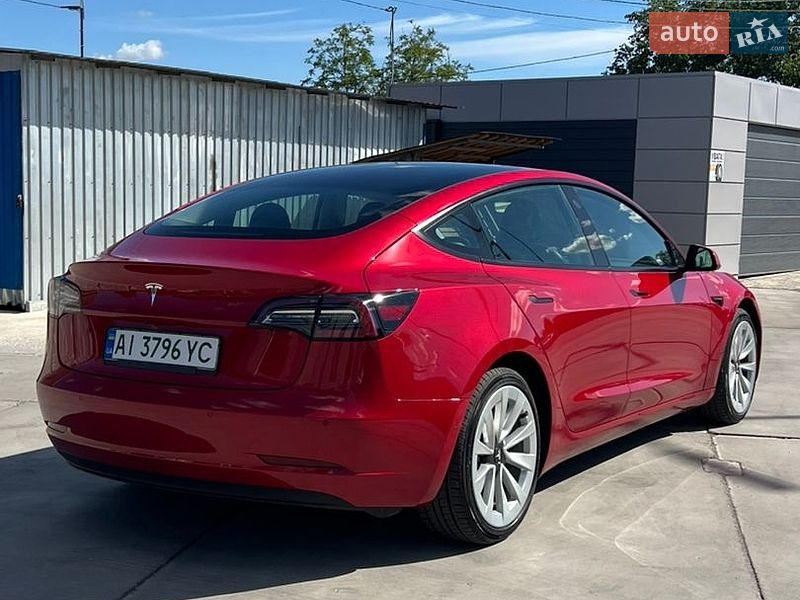 Седан Tesla Model 3 2021 в Білій Церкві