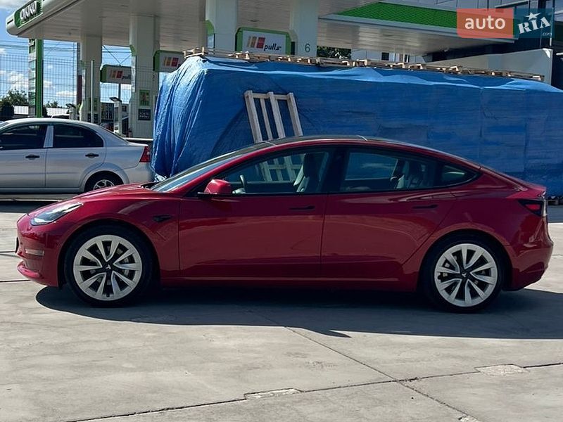 Седан Tesla Model 3 2021 в Білій Церкві