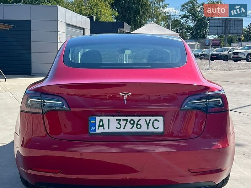 Седан Tesla Model 3 2021 в Белой Церкви
