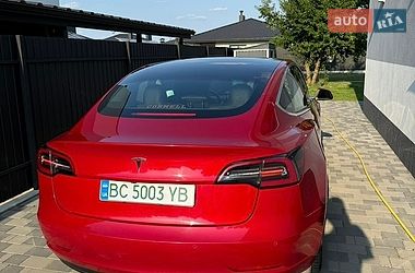 Седан Tesla Model 3 2019 в Луцке