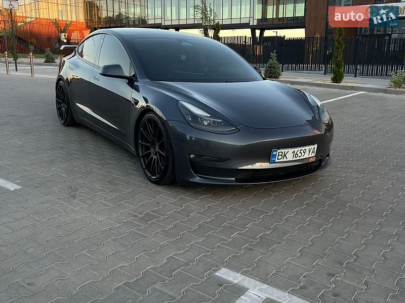 Седан Tesla Model 3 2021 в Рівному фото 10 Седан Tesla Model 3 2021 в Рівному