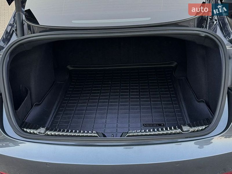Седан Tesla Model 3 2021 в Рівному фото 38 Седан Tesla Model 3 2021 в Рівному